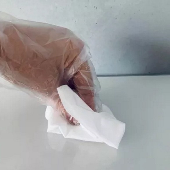 Dry viscose wipes